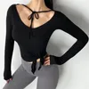 Aiithuug Side Split Sexy Taille Yoga Shirts Smooth Down Tops Langarm Gym Top Slim Fit Crop Workout Tägliche Tragen 231225