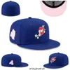 Chapeaux ajustés Taille de créateur Couleurs les plus récentes Casquettes plates de baseball Marron Noir Couleur Lettre Broderie Chicago Toutes les équipes Sport World Patché Chapeaux cousus entièrement fermés