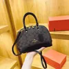 70% Factory Outlet Off Fashionable Old Flower Shell Style Versatile Women's One Bag on sale