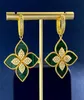 Orecchino a forma di quadrifoglio Gioielli di design Oro Argento Madreperla Orecchino a fiore verde Catena a maglie Regalo da donna6365157