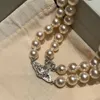 Lady Designer Pendant Halsband Double-Layer Pearl Halsband Vintage Medieval Style Full Of Diamonds Gold-Plated Saturn Pattern Choker Halsband