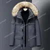 Top Parkas Coats Designer Mens Womens Designers Down Canadian Gooses Jackets Veste Homme Winter Jassen Puffer Big Fur Hoodies Fourrure Ytterkläder Manteau Hiver