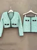 Женские куртки Женские жемчужные кнопки набор Spring 2024 Одиночные женщины с длинным рукавом с длинными рукава
