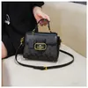 Number 5821 High quality for women 2023 New French fashion design One shoulder handbag versatile crossbody bag 70% off online sale