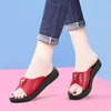 Slippers Vintage Casual Women's Beach Sandals Flats Summer Fashion Outdoor Wear Genuine Leather Large Size Wedges