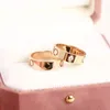 Stones Designer Pierścień Biżuteria Rose Gold Pure Srebrny Tytanium Stalowa stalowa i damska prosta moda diamentowa kochanek Pierścień Wedding Prezent