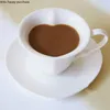 Керамики кружки европейская керамика в форме сердца и кофейная чашка в форме сердца и набор блюдца Pure White Comma Tea Creative Atensils251Q