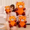 Fylld anime röd panda plushie docka fyra olika storlekar 1 typ kast kudde stor kram uppvärmning leende för barn 231225