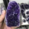 Pietra di ametista naturale Geode Cluster di cristallo Decorazione della casa Quarzo grezzo Minerali Reale Uruguay Ametista Chakra spirituale Reiki 231225