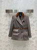 Damenjacken Designer Brandneue Anzugjacke mit dreieckigem Gürtel im hochwertigen und modischen britischen Stil PJ2U