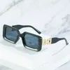 Okulary przeciwsłoneczne 2024 Honghong Retro Square Vintage Style czarny dla mężczyzn okulary turystyczne moda moda łańcuch ins de sol