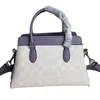 2023 Nuova borsa a tracolla Olay Flower con cerniera da donna con borsa Princess portatile Taro Purple Darcie