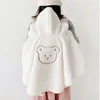 Winter Baby Cloak Cloak Boys Boys Girls Coat Outwear Outproof Coral Velvet Blanket for Born Bear Bear Kids Cloths 231226