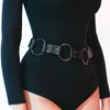 Cinture Moda Donna Cintura punk gotica Cintura in metallo con anello circolare Design Argento con fibbia ad ardiglione Cintura nera in pelle Jeans