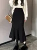 Dzianinowa długa spódnica kobiety Koreańska moda Syrenka z wysokiej talii Kobieta francuskie eleganckie marszczyki wysokiej talii Slim Wrap Hip Skirts 231226