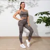 Tenue de yoga Ensemble de sport à motif python pour femmes avec des chaussures et une belle robe arrière à la taille Style de fermeture Livraison directe Otjje