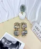 Mode Kids Sandalen Zomer Baby Slippers Kosten Prijs Maat 26-35 inclusief schoenendoos Multi Color Plaid Design Child Shoes dec20