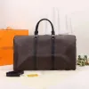 Sac de voyage classique pour hommes de haute qualité Sac polochon pour femmes Bagage à main de vacances de luxe Sac de voyage Sac à main en cuir PVC pour hommes Grand sac à bandoulière