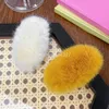 Candy Color Sweet Women Plush Hair Clip Faux Fur Hairpin Soft Bangs Clip Barrettes Hårtillbehör Fluffigt BB -klipp Sidans klipp