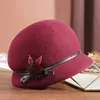 Hepburn Style 100% Australien Wool Cloche Hat Female Party Fedora Lady Chic Felt Basken Kvinna Vinter Oregelbunden topp Cap 231225