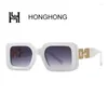 Okulary przeciwsłoneczne 2024 Honghong Retro Square Vintage Style czarny dla mężczyzn okulary turystyczne moda moda łańcuch ins de sol