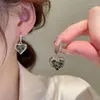 Boucles d'oreilles pendantes incrustées de cristal noir en trois dimensions, amour pêche, personnalité des femmes, bijoux de mariage à la mode, cadeaux d'anniversaire