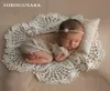 البطانيات Swaddling Born Baby Pography Props Props Round Lace Blanket Pillow 2PCs تعيين منصات التطريز غير المرنة Retro TableCloth PO Backd7053986