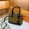 Borsa a conchiglia scozzese in rilievo moda per donna M53151 Borsa a tracolla singola in pelle premium con cerniera classica Borsa a tracolla con tracolla firmata