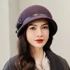 Hepburn Style 100% Australien Wool Cloche Hat Female Party Fedora Lady Chic Felt Basken Kvinna Vinter Oregelbunden topp Cap 231225