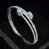 2 filas en forma de corazón pulsera de circón boda nupcial elegante brazalete de cristal mujeres fiesta joyería de moda 231226