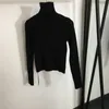 24SS Damen-Pullover, Designer-Oberteile, Pullover, Buchstabenmuster, Reißverschluss-Oberteile, Runway-Marke, schmales Top, Designer-Crop-Top-Shirt, High-End-Elastizität, Strickwaren, Strickjacke