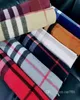 Designer Scarf Cashmere Stripes Fashion Soft Thick Classic Luxury Plaid Men and Women Winter Shawl Exquisite Gift 180x35cm med BO3473324