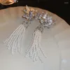 Brincos pendurados luz luxo strass flores pérolas borla longa gota para mulheres vintage tribunal estilo festa jóias