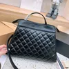 حقيبة حمل العلامة التجارية الفاخرة العصور الوسطى حمل مصمم حقيبة يد Lingge Lingge Geneine Leather Handheld Crossbody Bag Bag Bag Bag Bag Back Crossbody