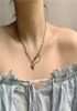 Version coréenne East Gate Isn Wind collier en acier titane femmes039s conception de Niche exquis amour pendentif collier chaîne ne fait pas F9538342