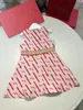 Luxuriöses Mädchenkleid, Designer-Babykleider, Größe 110–160, Volldruck mit Buchstabenstreifen, Kinderrock, Jacquard-Stoff, Kleinkindkleid, 20. Dezember
