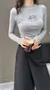 T-shirt da donna di lusso Camicia base a maniche lunghe T-shirt nere Camicie da donna con ricamo Lettera Top elasticizzati slim SML
