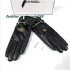 Gants gants pour femmes designer en cuir cinq doigts gants pour hommes gants de mode en peluche tactile mouton de mouton de luxe à la main
