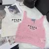 Pp wiele kolorowy damski top tshirt top haft seksowne ramię kropla czarno -biała kamizelka bez rękawów bezkształtna koszulka marka projektant solidnych kamizelki do liter