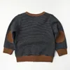 Barn stickar Cardigan Spring Autumn Boys Sweaters V-Neck randiga barn som stickar tröja jacka BB180 231226