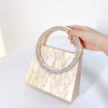 Mode Nya akrylkvällspåsar Kvinnor Handväskor Diamonds Cloud Gum Colorful Crossbody Bag 022624a