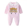 Rompertjes voor pasgeboren baby's Set van 2 stuks Rompertjes met pet katoenen beer bedrukte jumpsuit Outfit uit één stuk Jumpsuits Waggel Baby Kid Designer Kleding esskids CXG2312261-12