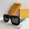 Le designer Paulas Ibiza a plongé dans des lunettes de soleil masque pour hommes à la mode femmes panneau carré cadre épais design concave avant mettant en valeur les contours profonds 40080U vacances de voyage