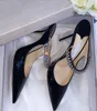 Sapatos de salto alto Choo Womens Crystal Strap Bombas Lady Patent Suede Sandálias de salto com caixa Classic Ladies Wedding Sandal