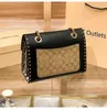 New Camellia Flower Leather Leather Women Crossbody Chain High End Flexter Fashion and Protusile One One Counter Square Square Bag 3647