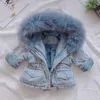 Meninas roupas casacos de bebê para meninas gola de pele jaquetas para inverno outono crianças roupas mais veludo grosso denim crianças outerwear 231225