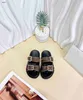 Mode Kids Sandalen Dubbele borsten Design Babyschoenen Maten 26-35 inclusief schoenendoos Designer Boys Girls Slippers dec20