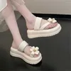 Sandaler Platforme nummer 35 Lyxiga tofflor Kvinnor Ladies Shoes Brand Women's 42 Sneakers Sport Street 42 Storlek