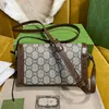 % 70 Fabrika Outlet Orijinal Deri Aile Buckle Serisi Mini Çanta Tek Messenger Kutusu Çocuk Çantası Satışta