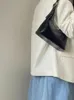 Kvällspåsar Klassisk svart högkvalitativ underarm Bag Women Korean Ins Versatile Shoulder 2023 Ladies Temperament Commute Handväska